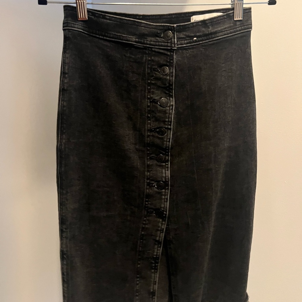 Abercrombie & Fitch Denim Midi Skirt